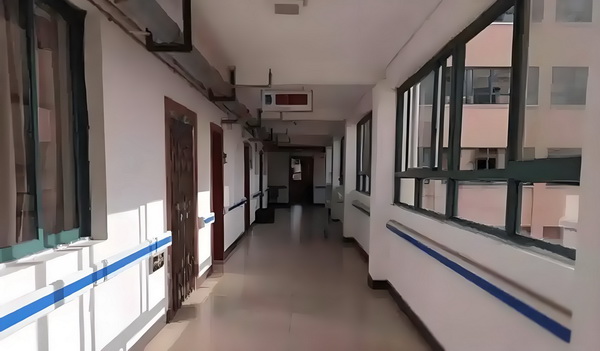 如何申请深圳市入户积分_电影《南京照相馆》票房破4亿 网服务上再引移动互联伸到